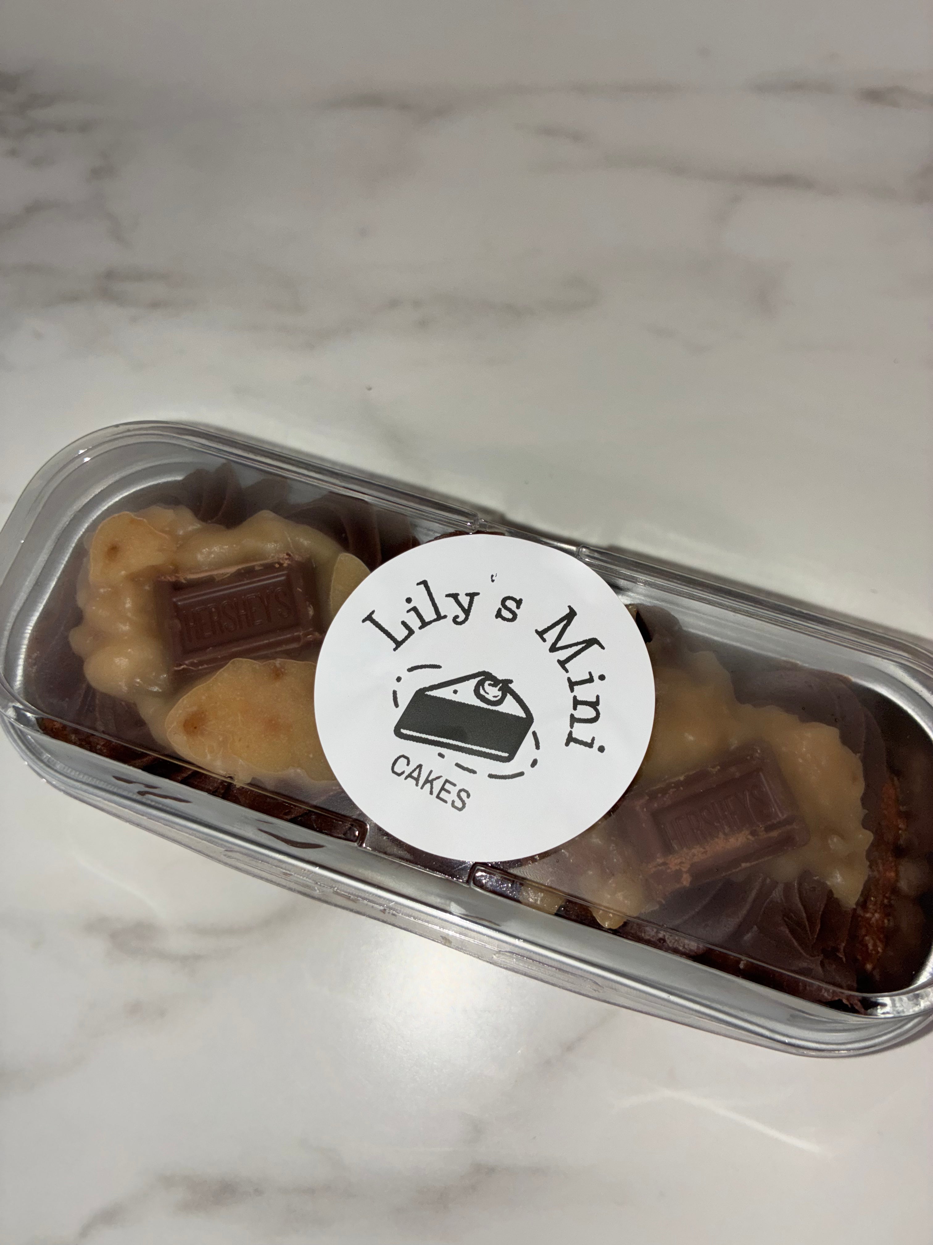 Lily’s German chocolate Hersheys mini cake